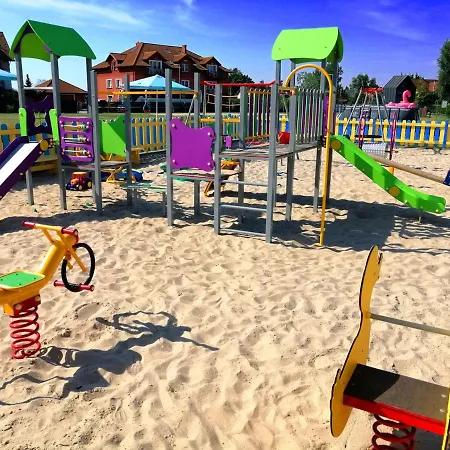 Wakacyjna Wioska Summerland Дзивновек