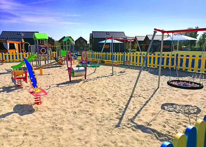 Wakacyjna Wioska Summerland Dziwnówek